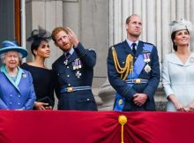 La regina ha invitato Harry e Meghan Markle sul balcone di Buckingham Palace
